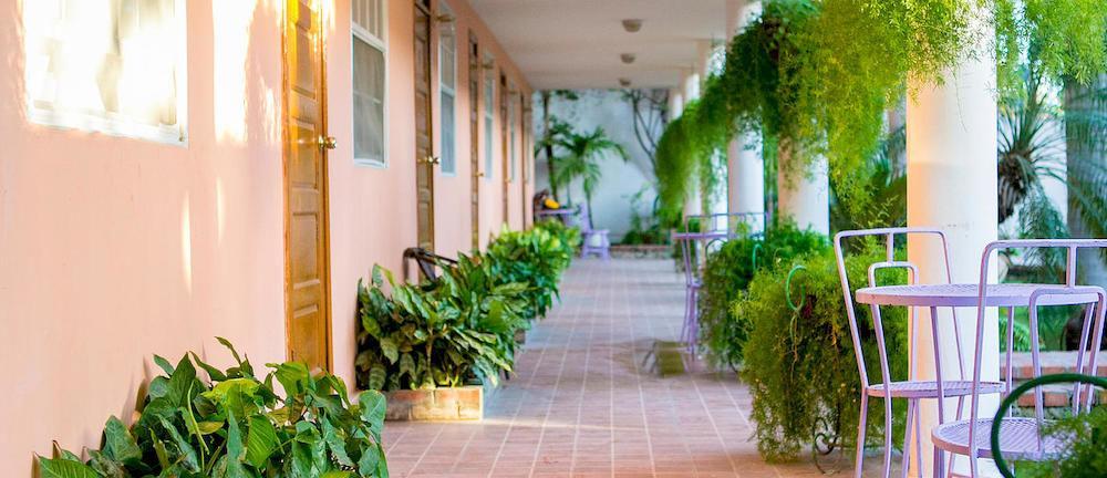 Palm Inn Hotel Port-au-Prince Esterno foto